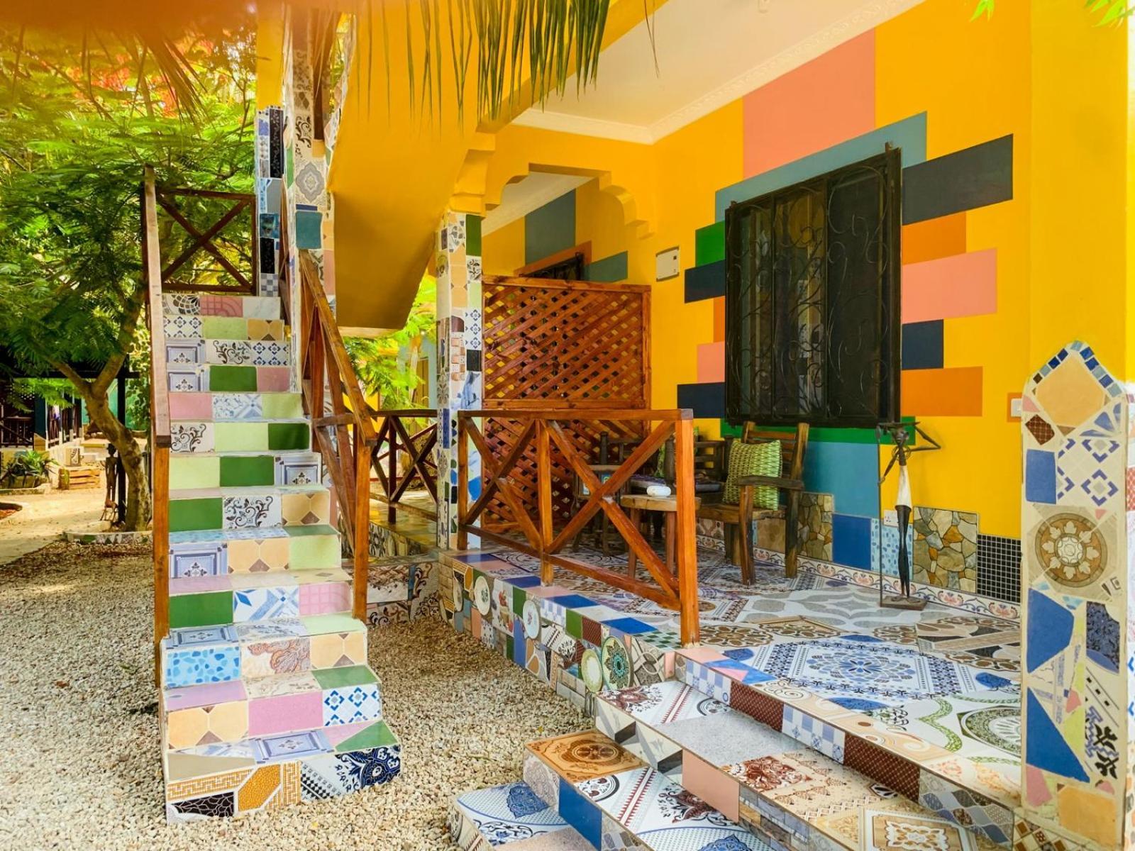 Coccobello Zanzibar نونغوي المظهر الخارجي الصورة